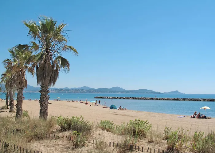 Apartment Les Calanques Du Parc-10 By Interhome