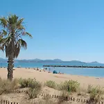 Apartamento Les Calanques Du Parc-10 By Interhome