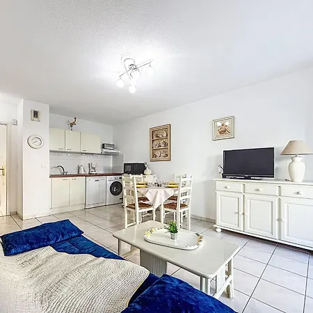 アパート Les Calanques Du Parc-10 By Interhome