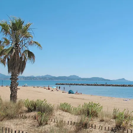 アパート Les Calanques Du Parc-10 By Interhome